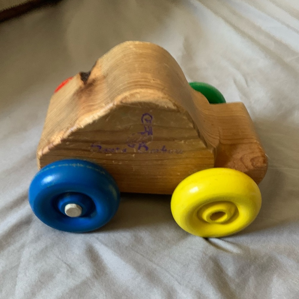 🔴 HANDMADE WOOD CAR AND TRUCKS WITH COLORED WHEELS EUC